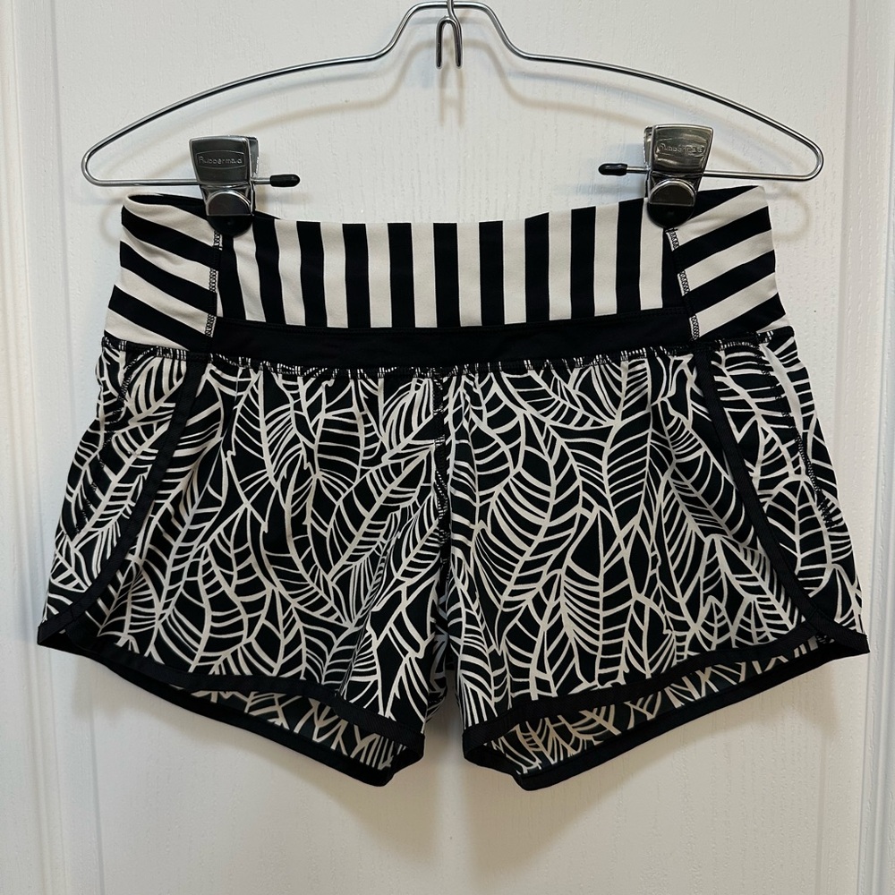 Lululemon Run Times Short Size 4